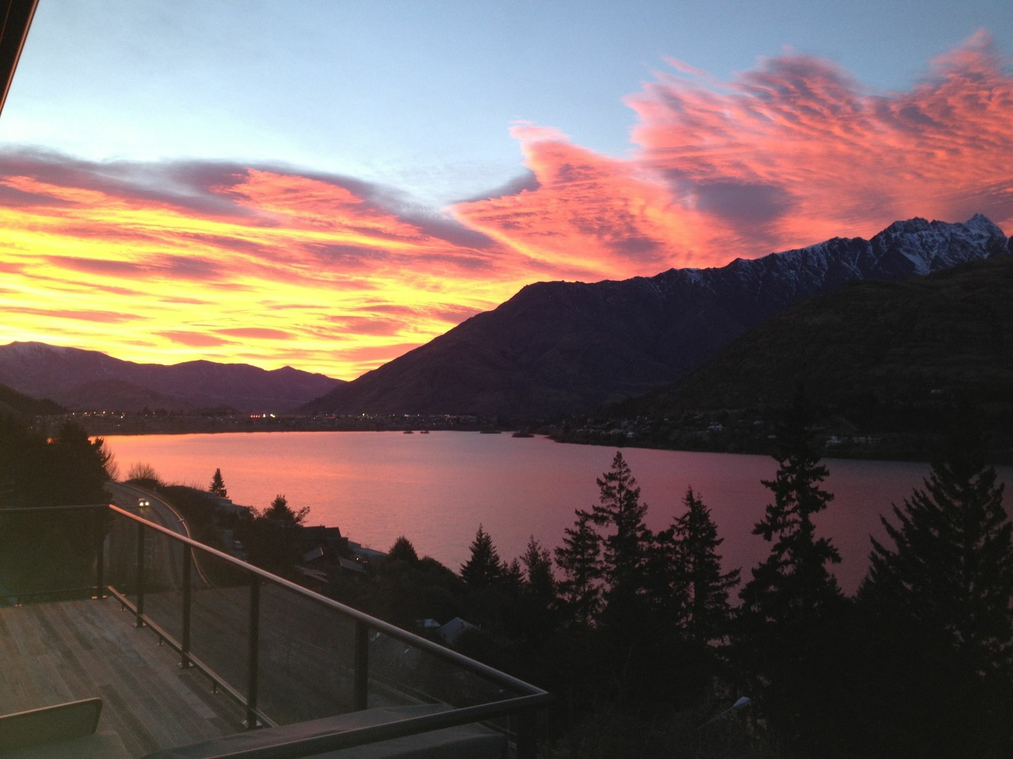 Driftwood Studio Queenstown Buitenkant foto